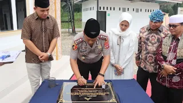 Kapolres Pasaman Barat Resmikan Musala Darul Agung, Perkuat Pembinaan Rohani Personel Polri